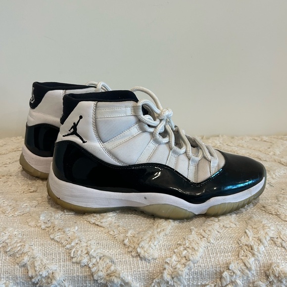 Air Jordan 11 Retro Concord 2018 - Picture 1 of 6